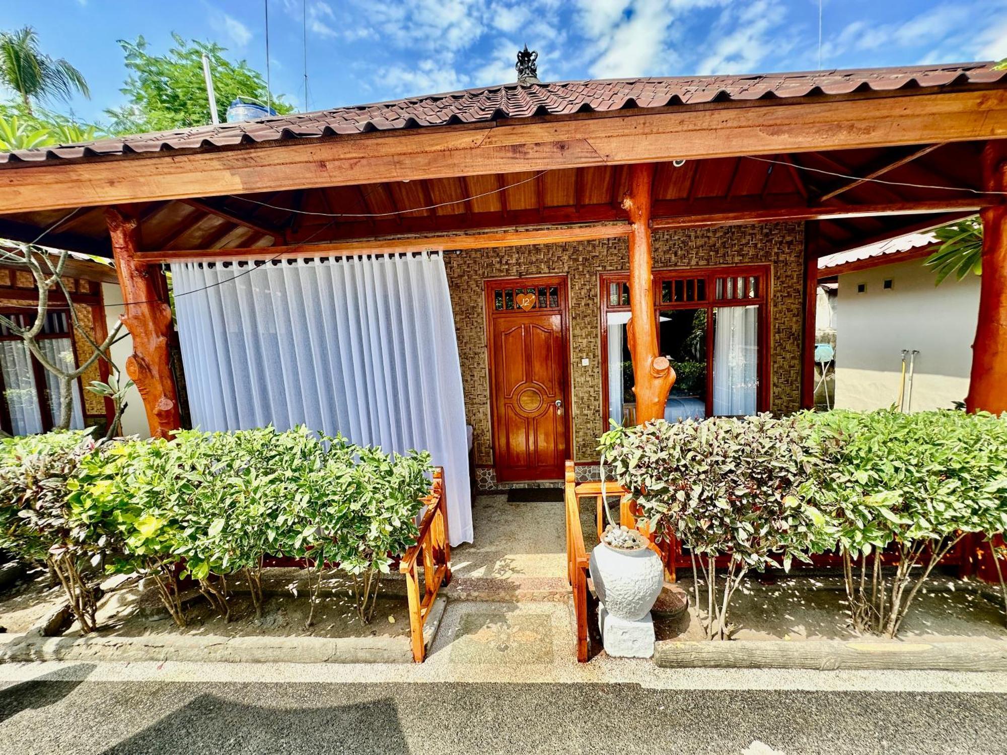 Sunny Rose Bungalows Gili Air - Adults Only Exterior foto